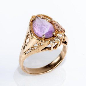 Vintage 10 & 12k Gold Ring  Featuring a Hand-Carved Amethyst  & Diamonds Sz. 7
